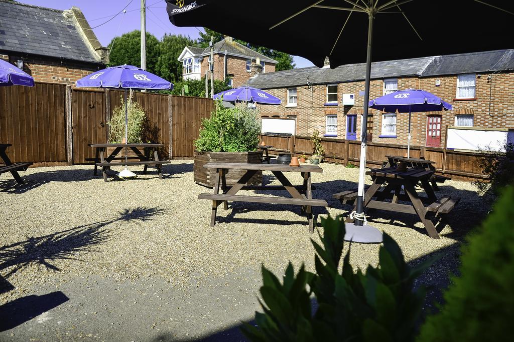 Waverley Inn Newport  Exterior foto
